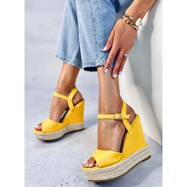 BM Winans Gele espadrille sandalen met sleehak geel