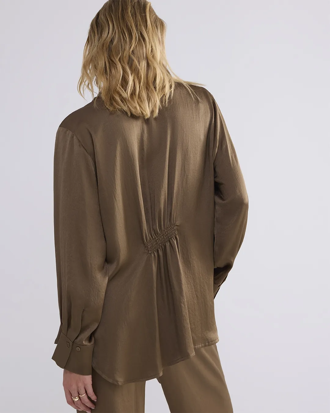 SUMMUM WOMAN BLOUSE SILKY TOUCH OLIVE 2S316511817