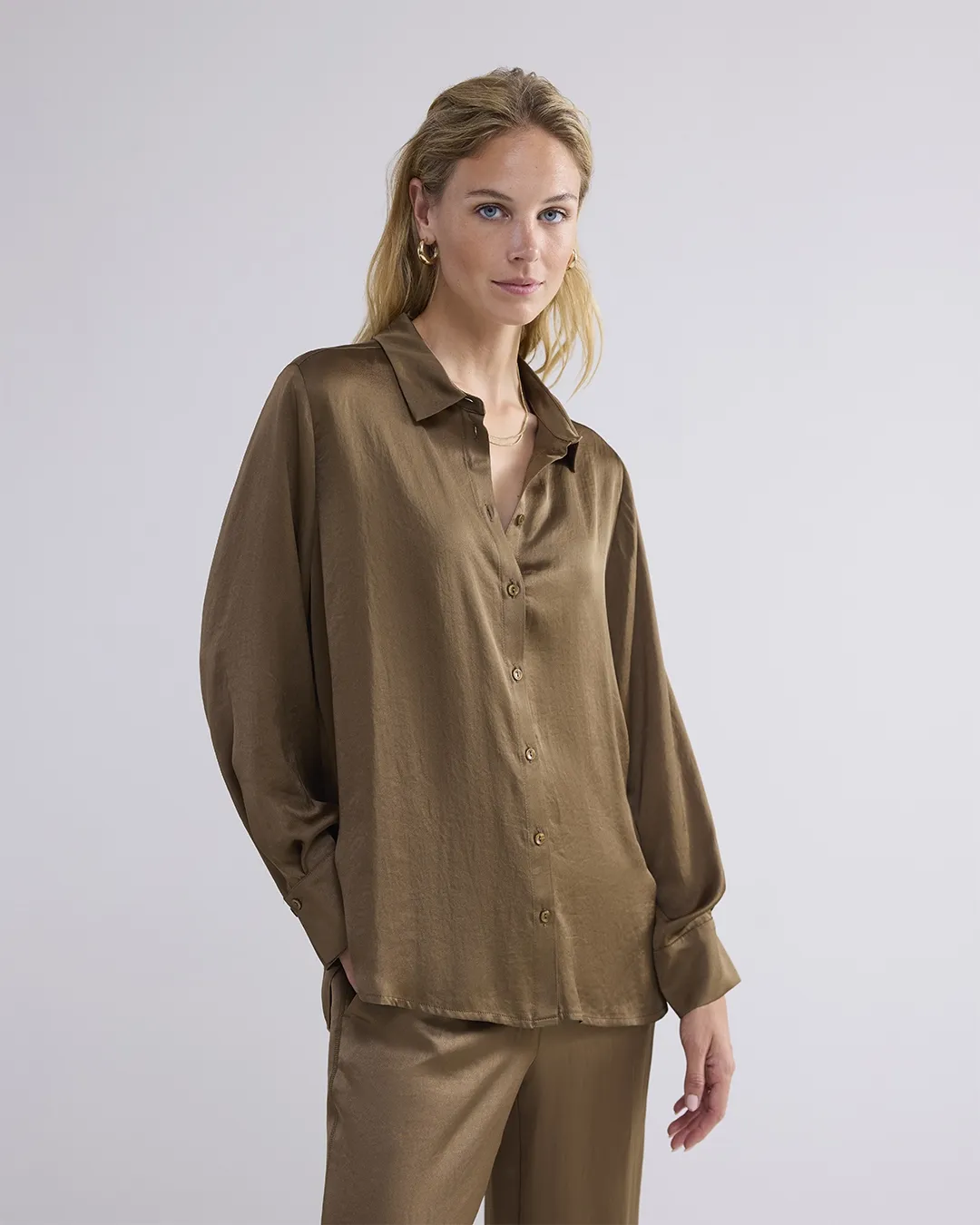 SUMMUM WOMAN BLOUSE SILKY TOUCH OLIVE 2S316511817